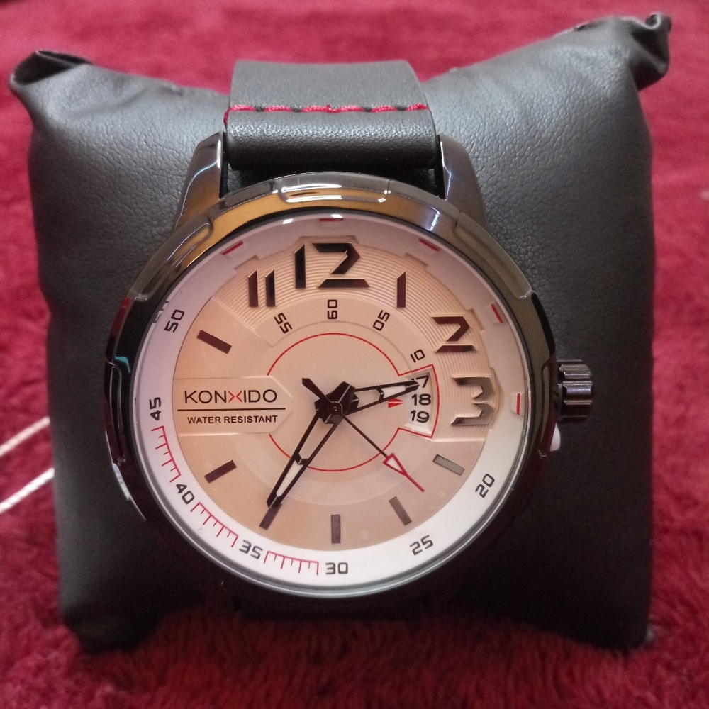 Men's watch. Shock proof, 30M waterproof